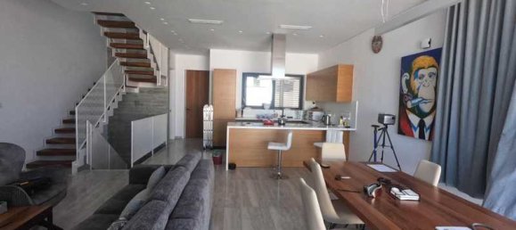 4 bedrooms Villa in Chloraka, Cyprus No. 19518 2