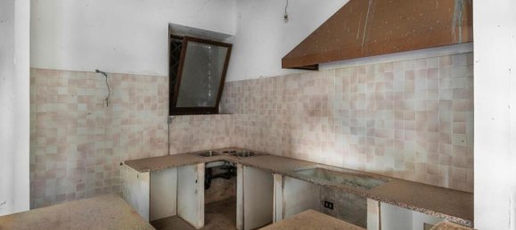 2 bedrooms House in Montepulciano, Italy No. 58048 16