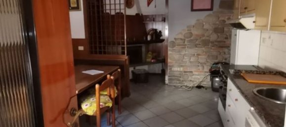 4-salle Appartement à Macherio, Italy No. 7726 12