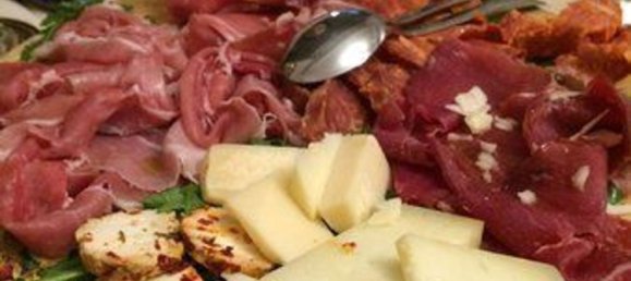 160m² Commercial property in Viareggio, Italy No. 155003 2