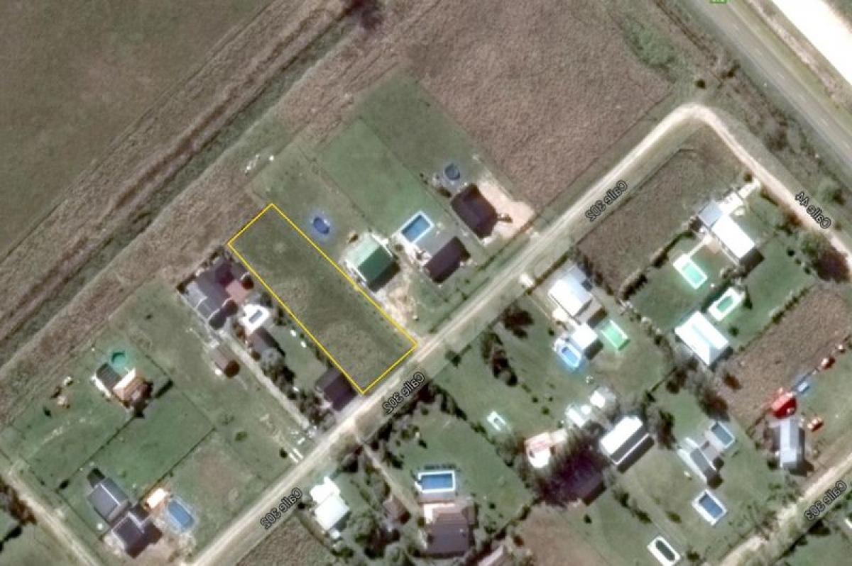  Land in Campo Creado, Argentina No. 33635