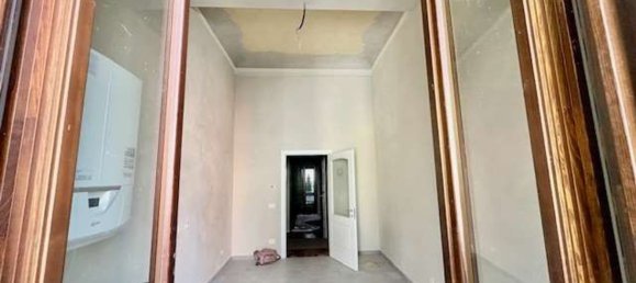 10-salle Appartement à Mirandola, Italy No. 271733 10