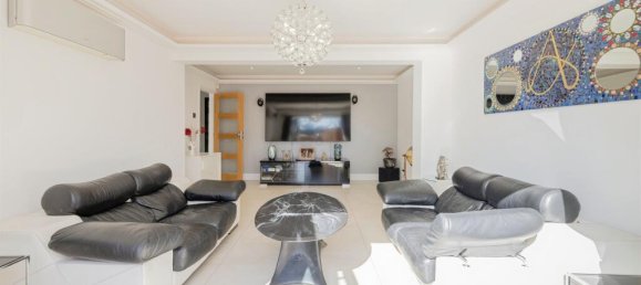 3 bedrooms House in Watford, United Kingdom No. 6035 15