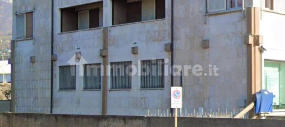 251m² Commercial property in Lecco, Italy No. 319653 2