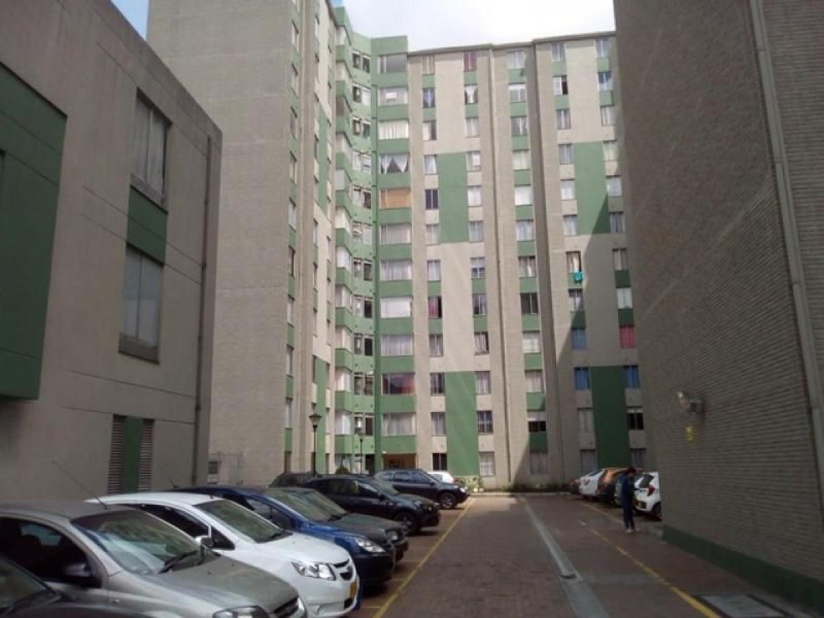 3 bedrooms House in Bogota, Colombia No. 14058