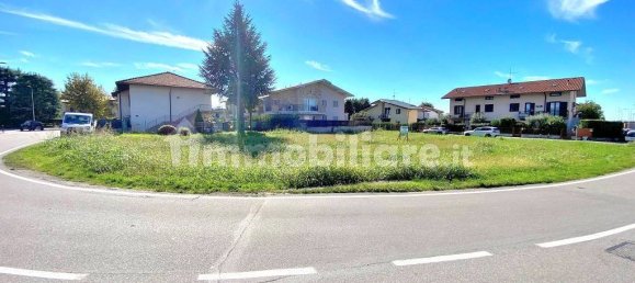 1600m² Land in Azzano San Paolo, Italy No. 175911 4
