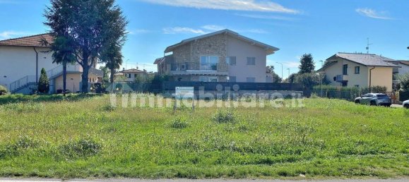 1600m² Land in Azzano San Paolo, Italy No. 175911 5
