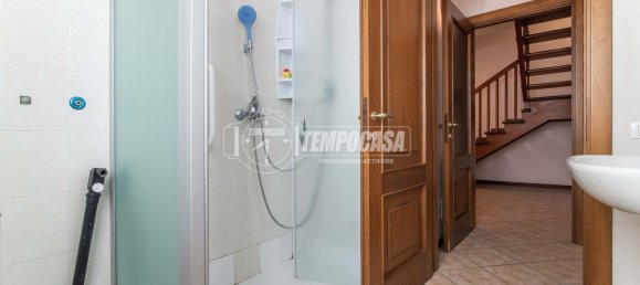 3-Zimmer Villa in Guanzate, Italy, Nr. 275845 19