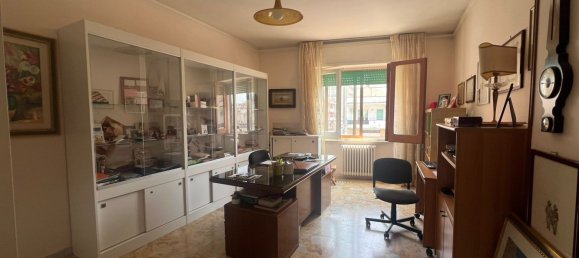 8-salle Appartement à Lecce, Italy No. 260004 7