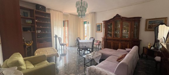 8-salle Appartement à Lecce, Italy No. 260004 9