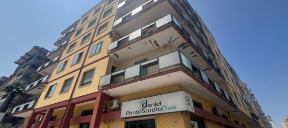 8-salle Appartement à Lecce, Italy No. 260004 3