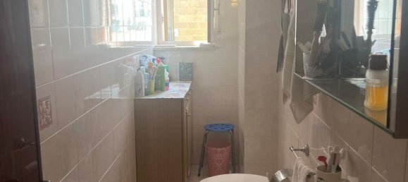 8-salle Appartement à Lecce, Italy No. 260004 25