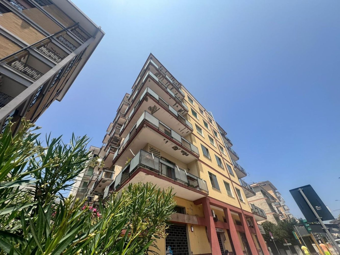 8-salle Appartement à Lecce, Italy No. 260004