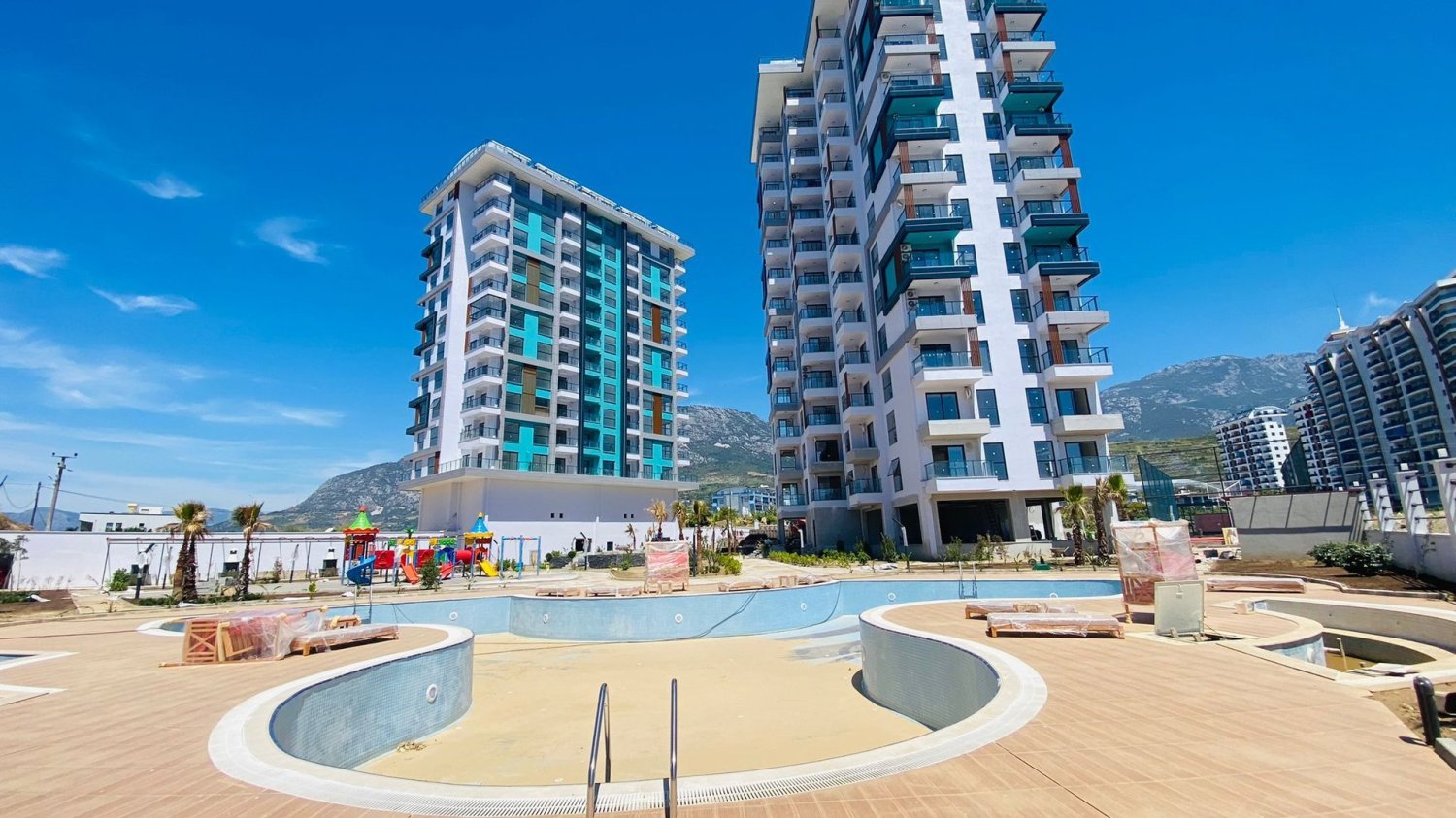 Apartment 2+1 in Mahmutlar, Turkey No. 48482