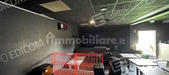 3-Zimmer Gewerbliche Immobilie in Fagnano Olona, Italy, Nr. 94100 14