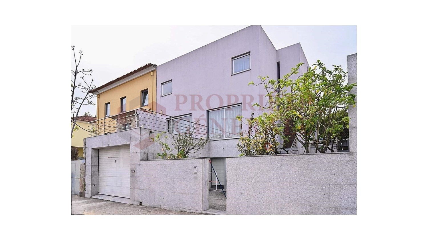 5 bedrooms Villa in Porto, Portugal No. 143225