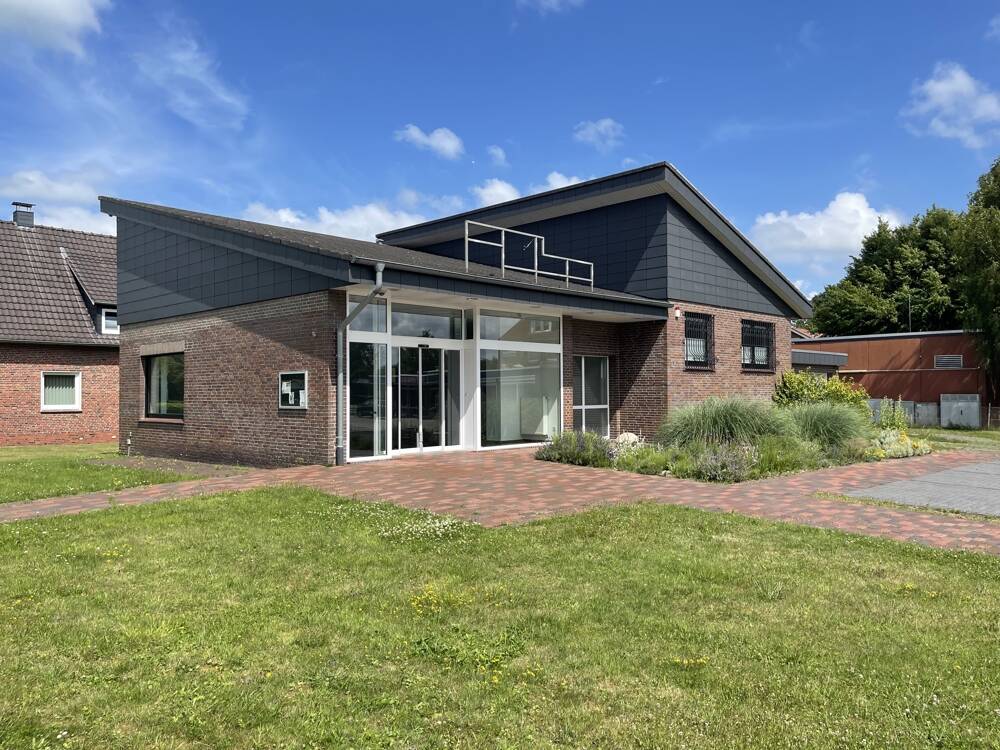 6 rooms House in Friesland, Germany No. 291954