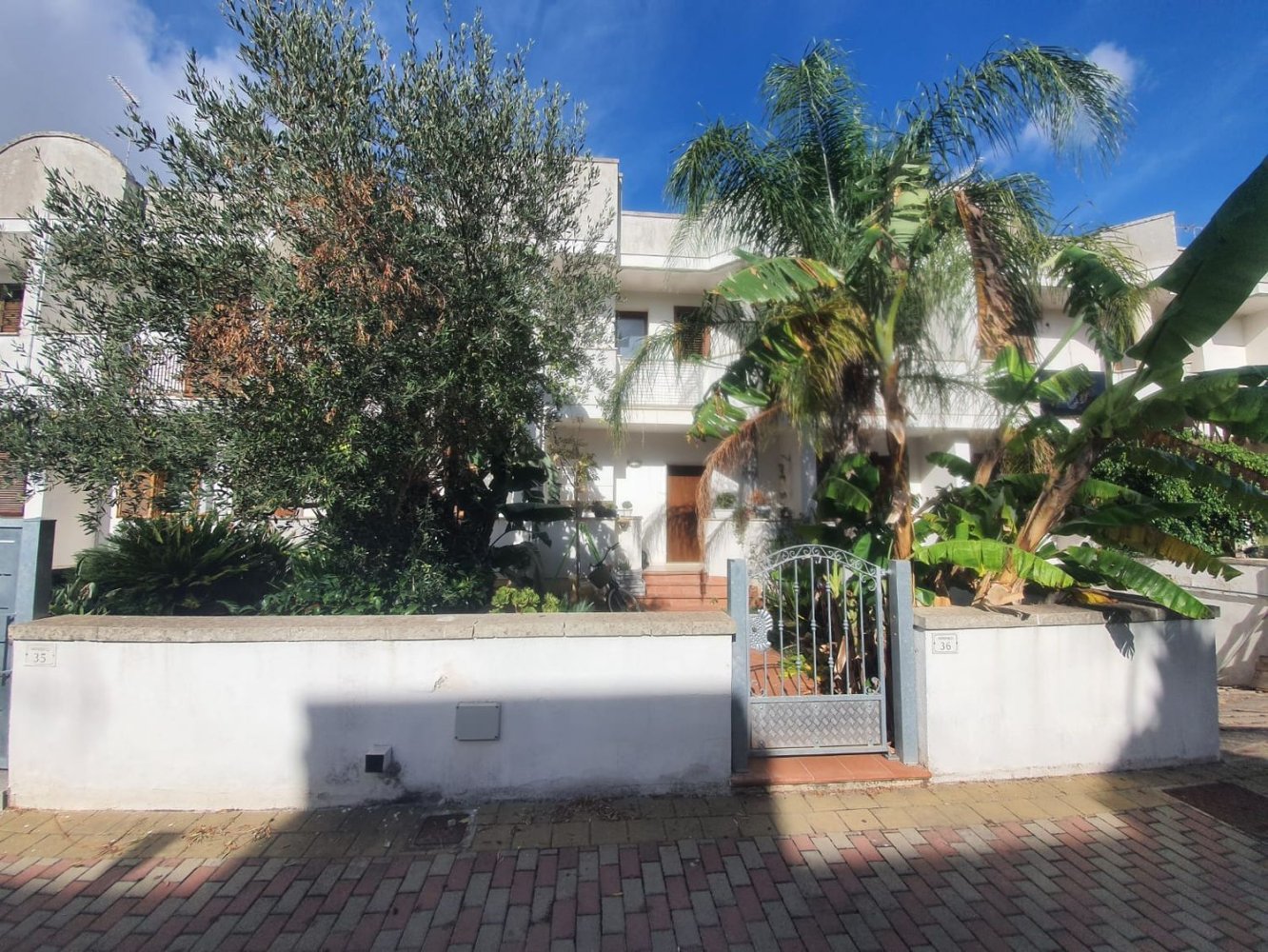 6-Zimmer Haus in Lizzanello, Italy, Nr. 34646