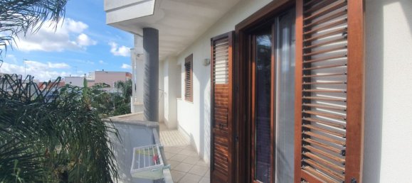 6-Zimmer Haus in Lizzanello, Italy, Nr. 34646 34