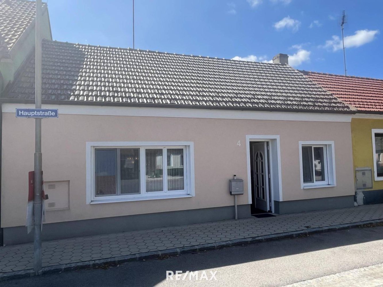 3غرفة منزل في Neusiedl an der Zaya, Austria رقم 247448