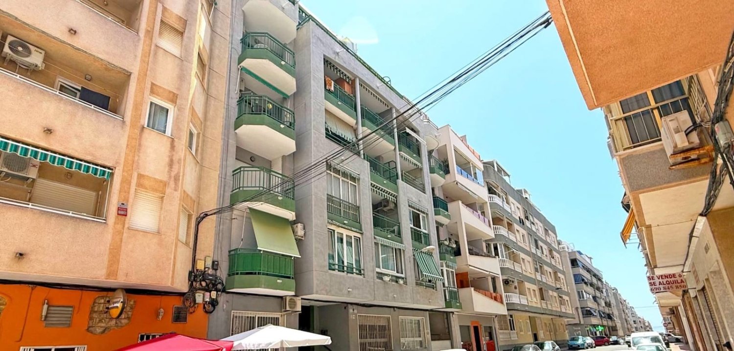 2 bedrooms Apartment in Torrevieja, Spain No. 174610