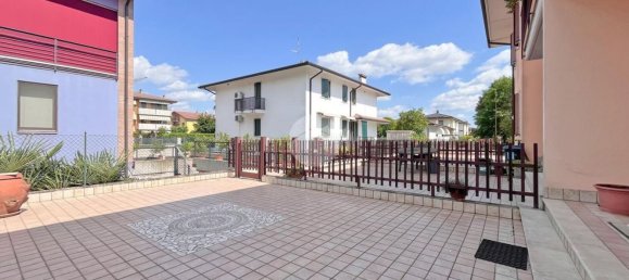 4 bedrooms House in Zevio, Italy No. 373369 32