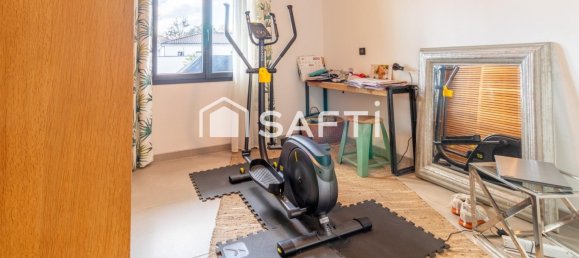 3 bedrooms House in Bergerac, France No. 109085 8