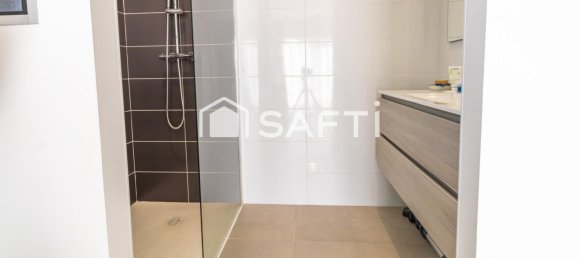 3 bedrooms House in Bergerac, France No. 109085 10