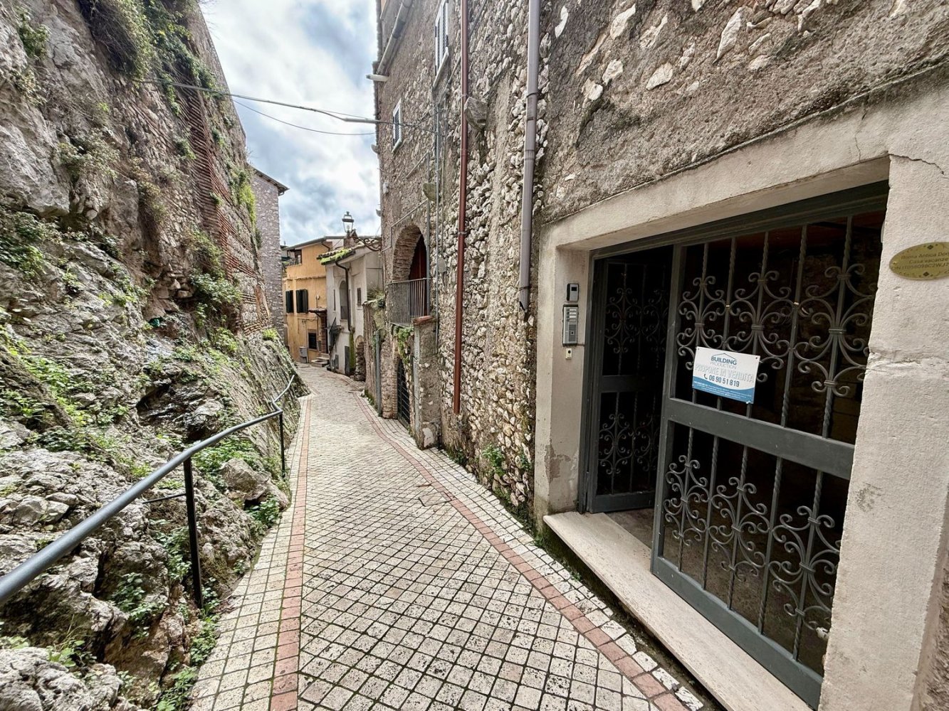 2 rooms Duplex in Sant'Angelo Romano, Italy No. 46855