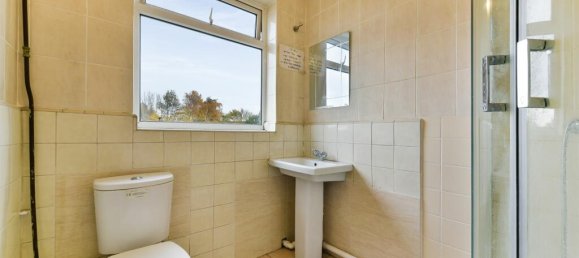 4 غرف نوم عقار تجاري في Feltham, United Kingdom رقم 9786 7