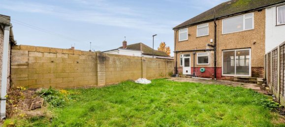 4 غرف نوم عقار تجاري في Feltham, United Kingdom رقم 9786 9