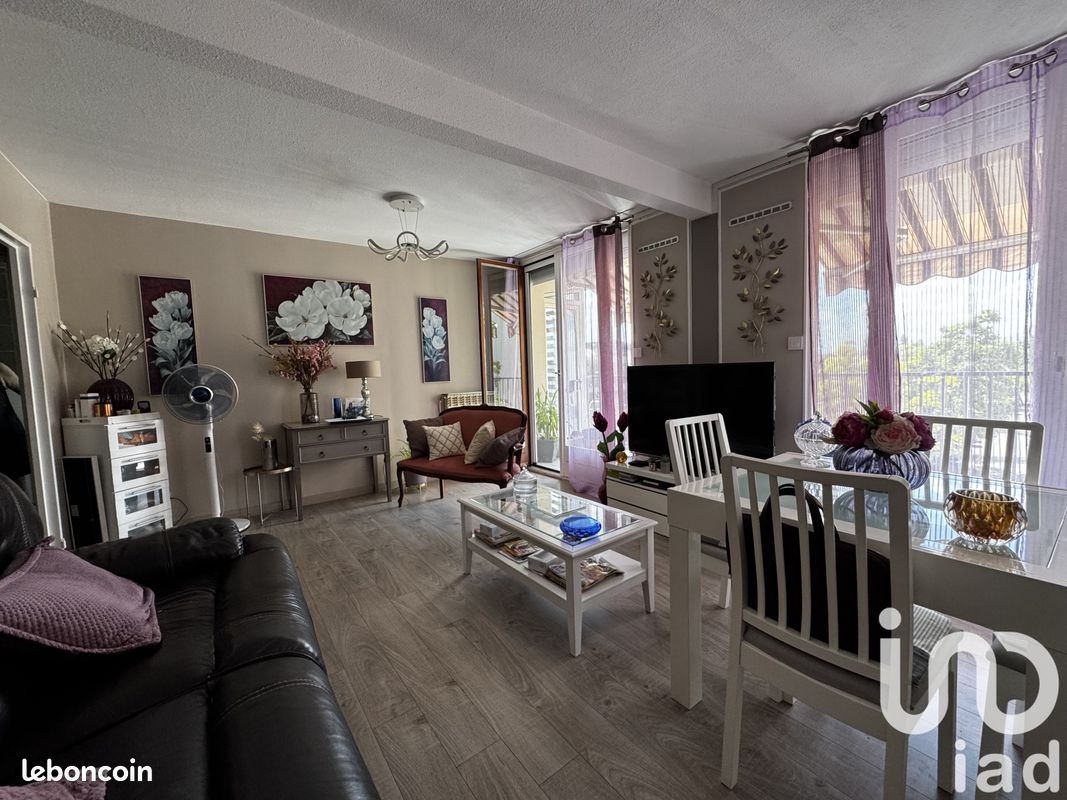 2 Schlafzimmer Wohnung in Lormont, France, Nr. 343841