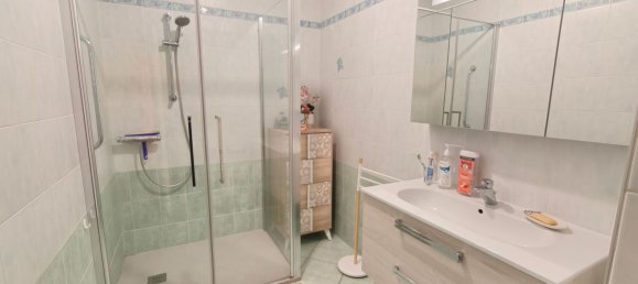 5 rooms Apartment in Echirolles, France No. 297381 9