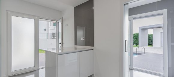 4 bedrooms House in Setubal, Portugal No. 126426 16