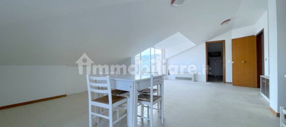 2 bedrooms Apartment in Alba Adriatica, Italy No. 340220 4