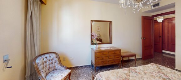4 Schlafzimmer Wohnung in Valencia, Spain, Nr. 15228 10