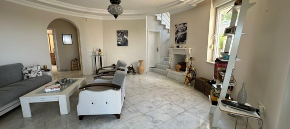 Villa 3+1 in Kargicak, Turkey No. 20677 15