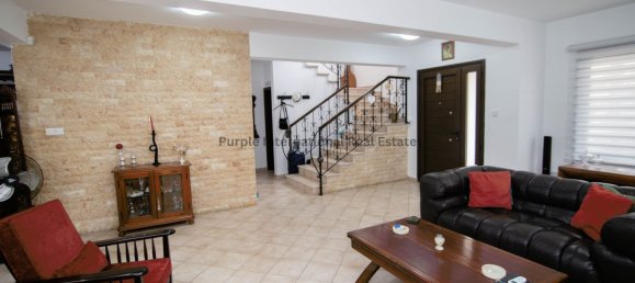 4 bedrooms Villa in Aradippou, Cyprus No. 5254 11
