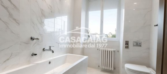 5 bedrooms Villa in Rome, Italy No. 345632 24