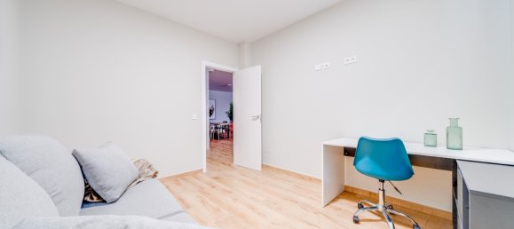 Casa de 4 dormitorios en Alicante, Spain No. 131838 25