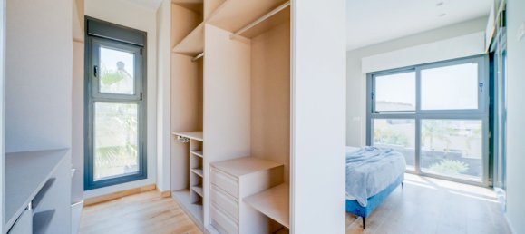 Casa de 4 dormitorios en Alicante, Spain No. 131838 48