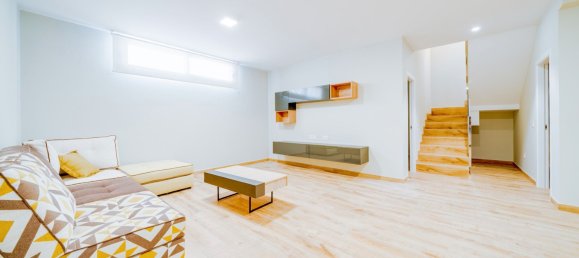 Casa de 4 dormitorios en Alicante, Spain No. 131838 32