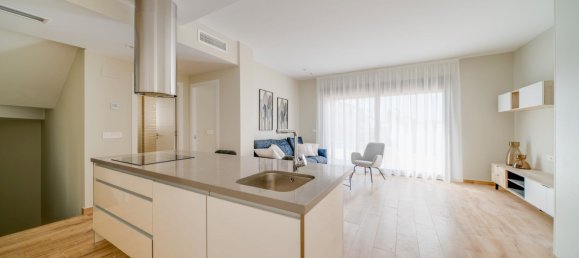 Casa de 4 dormitorios en Alicante, Spain No. 131838 4