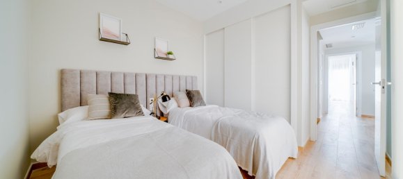 Casa de 4 dormitorios en Alicante, Spain No. 131838 24