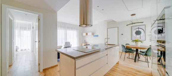 Casa de 4 dormitorios en Alicante, Spain No. 131838 14