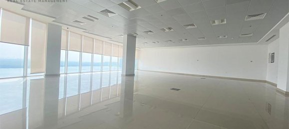 Oficina en Ras Al Khaimah, UAE 185.8 m² No. 95039 4