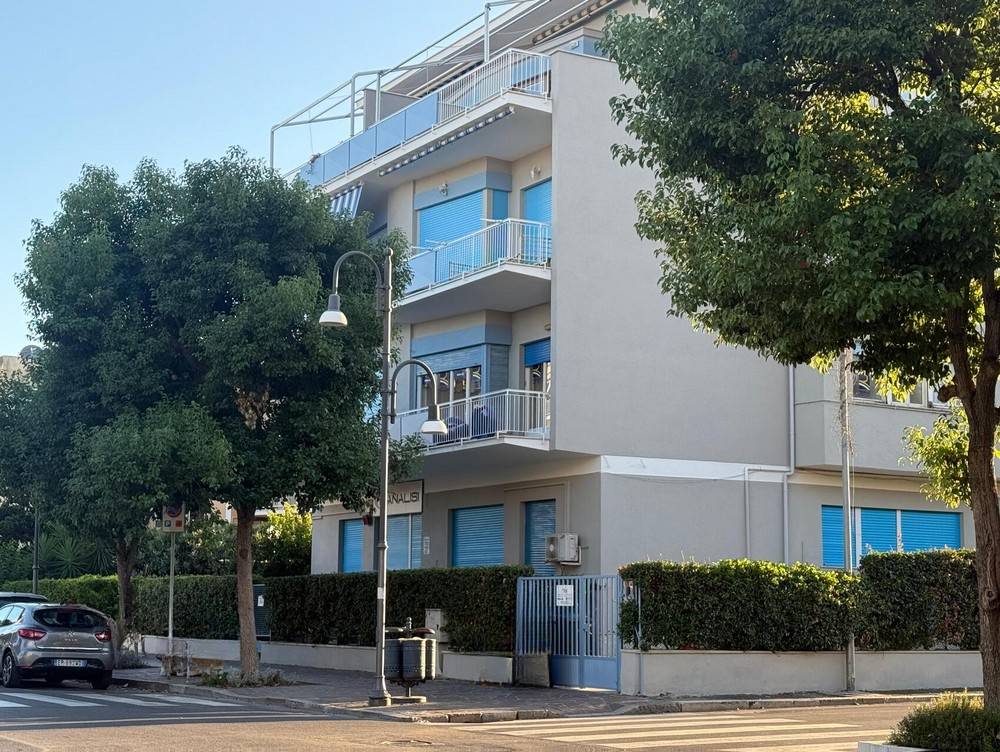 3 bedrooms Apartment in Terracina, Italy No. 273170