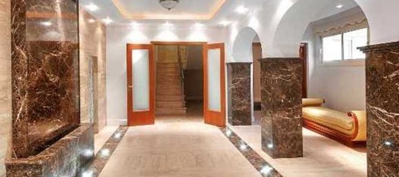 4 bedrooms House in Agios Tychonas, Cyprus No. 6656 3