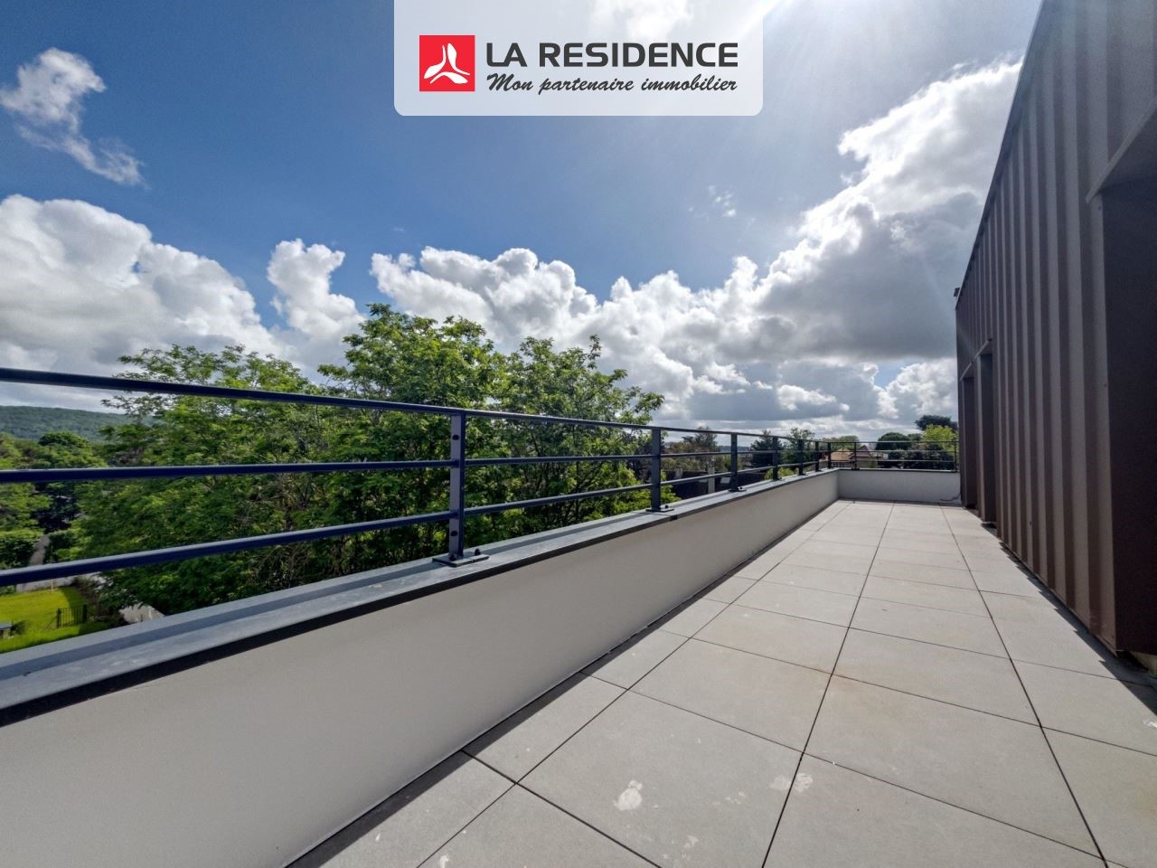 4 bedrooms Duplex in Verneuil-sur-Seine, France No. 148851