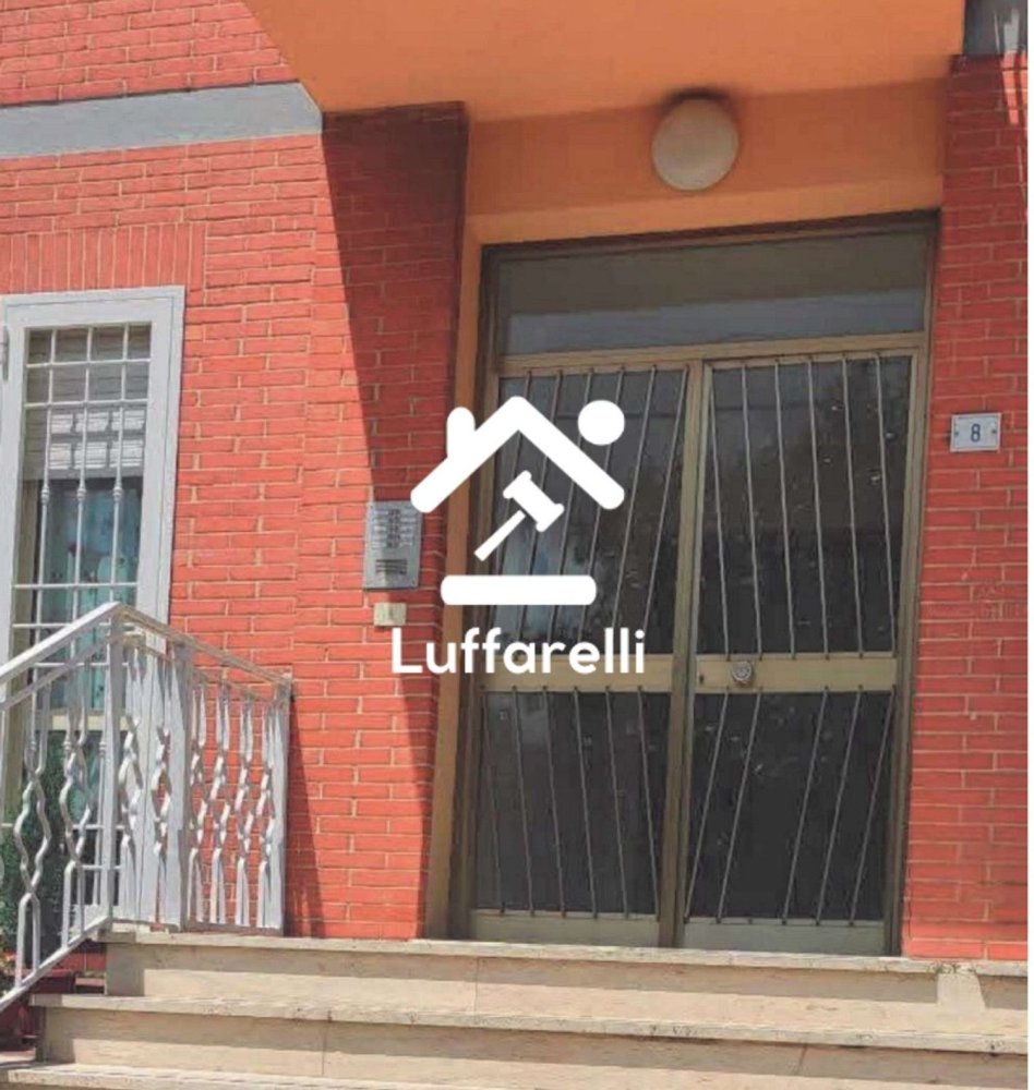 Apartamento de 4 habitaciónes en Manziana, Italy No. 195782